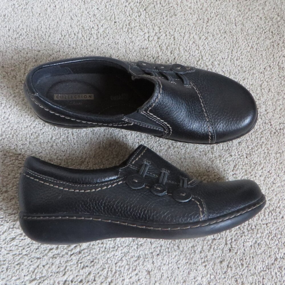 Clarks Collection Womens Ashland Effie Flats/Shoes Size 6.5 Black Leather Button